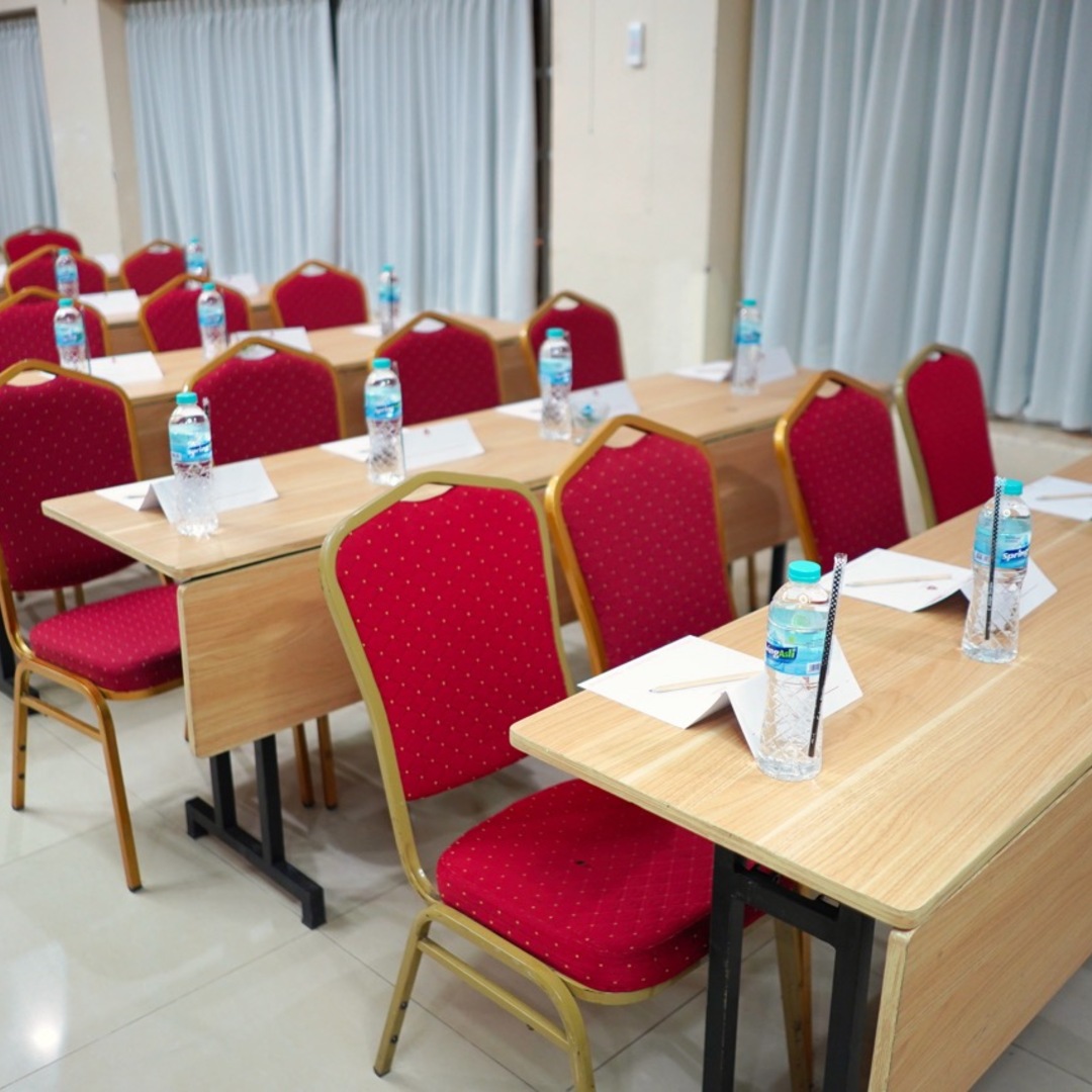 Meeting Rooms Soemirah